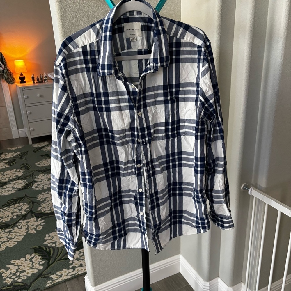 American Eagle Outfitters 100% cotton Blue and White Plaid Shirt